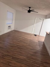 Building Photo - 2829 Van Buren St