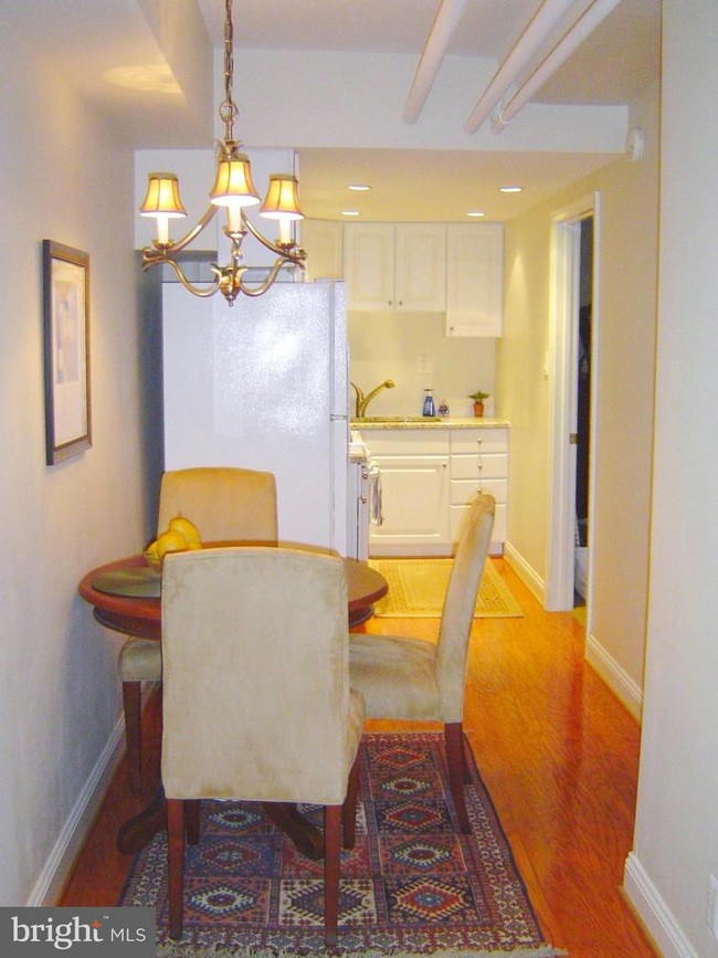 Foto del edificio - 3050 N St NW