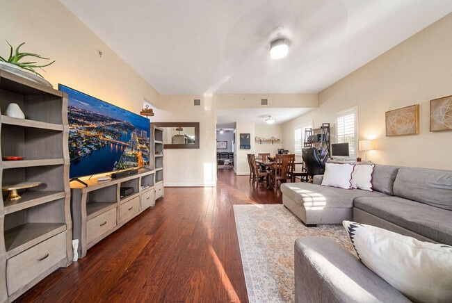Foto del edificio - 261 SW 6th Pl