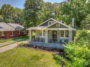 Building Photo - 498 Lundee St