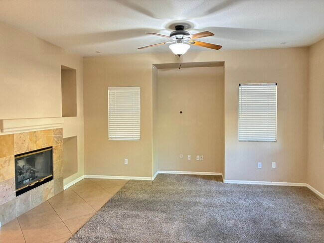 Building Photo - 940 Encorvado St