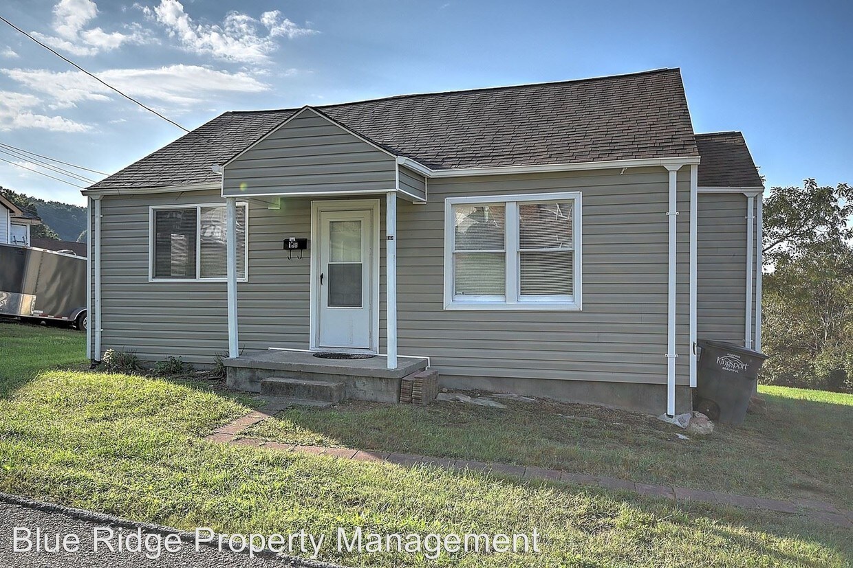 Primary Photo - 2 br, 1 bath House - 168 Mullins Street