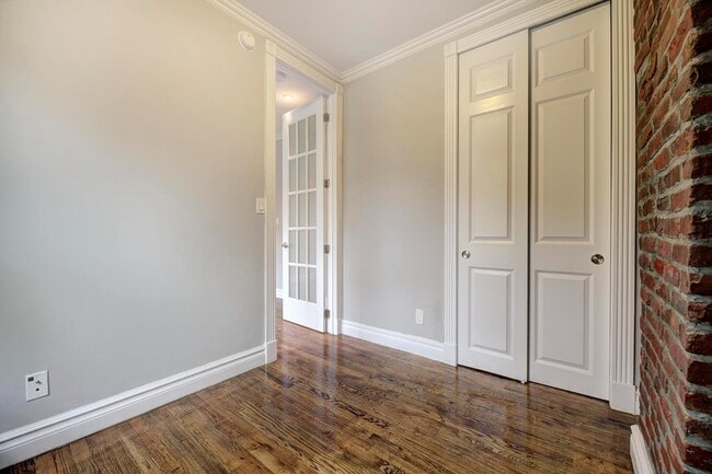 Foto del edificio - 410 E 13th St