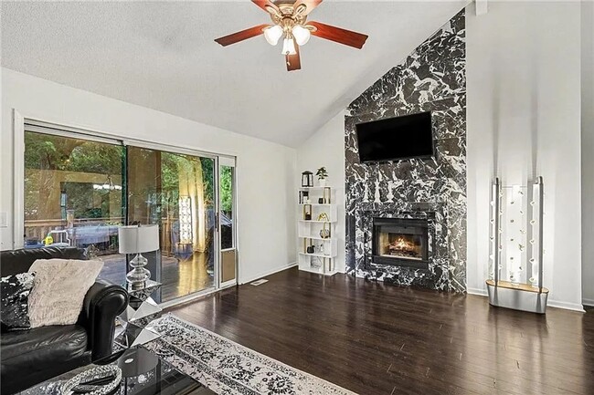 Building Photo - Newly Updated 3 Bed/2 Bath Duplex in Blue Valley with Fenced Yard, Large Deck & Attached 2-Car Ga...