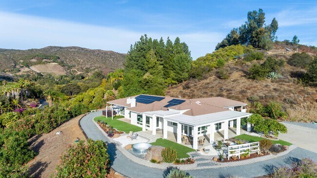 Building Photo - 44230 De Luz Rd