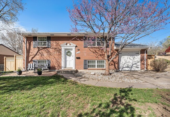 Updated Single-Family Home in Arvada - Updated Single-Family Home in Arvada