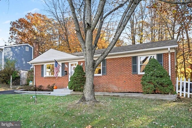 Building Photo - 4111 Hoffman Dr