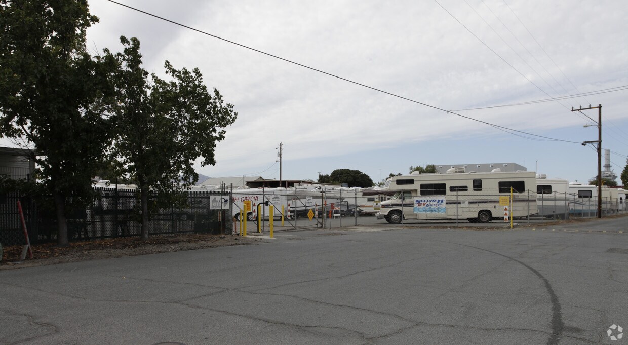 Foto principal - 160 Bridgehead Rd