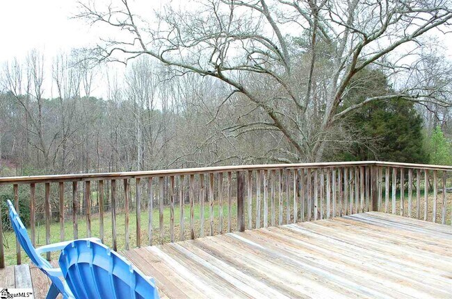 Building Photo - 506 Motor Boat Club Rd