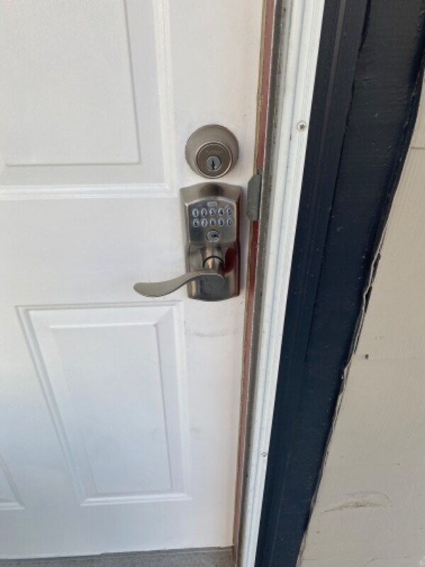 14 E North St Unit 14 E North St, Ballston Spa, NY 12020 Room for