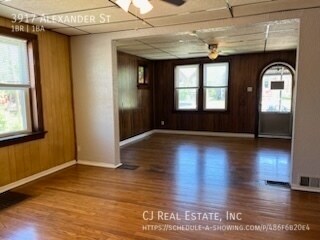 Foto del edificio - 3917 Alexander St