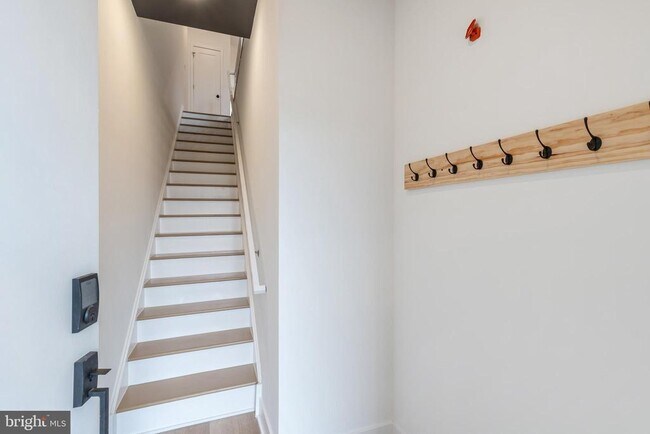 Foto del edificio - 149 W Huntingdon St