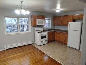 Building Photo - 29 Annawan St