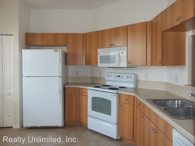 Building Photo - 9802 SW Eastbrook Cir