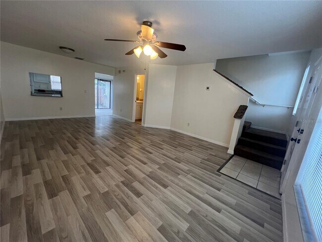 Foto del edificio - 6258 S Bend Square