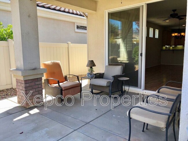 Foto del edificio - 1170 Wisteria Way