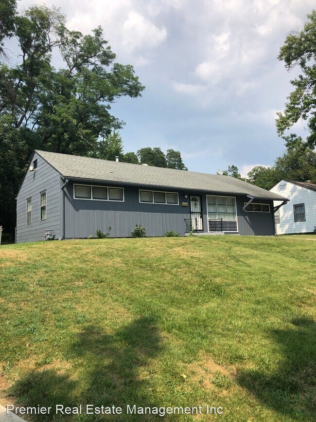 Building Photo - 3 br, 1 bath House - 8 W 90th Terrace
