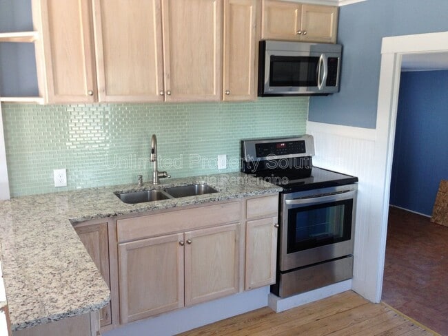 Building Photo - 204 Cape Fear Blvd