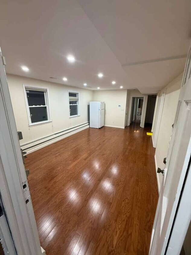 Foto principal - 67-06 171st St