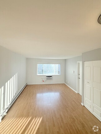 Building Photo - 1309 S Sir Galahad Ln