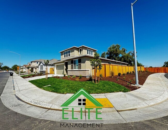 Building Photo - BRAND NEW!! Absolutely gorgeous home with ...