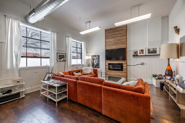 Foto del edificio - 3955 W Shakespeare Ave
