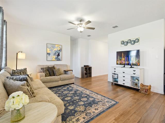 Foto del edificio - 3413 Kingsview Dr