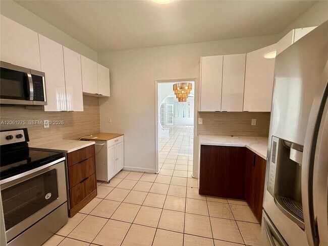 Foto del edificio - 1779 SW 16th Ter