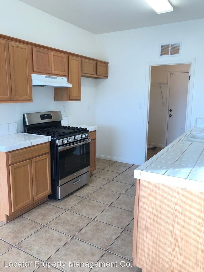 Building Photo - 3 br, 2 bath House - 8521 Tucana Ave