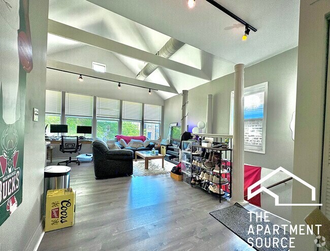 Building Photo - 1237 W Ohio St