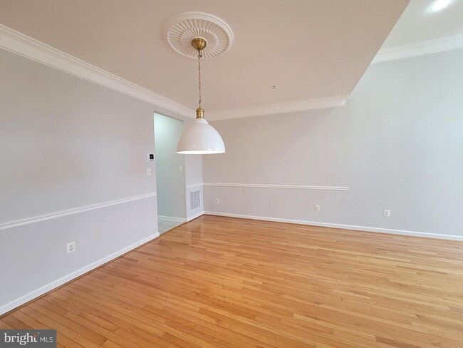 Building Photo - 3618 Sprigg St S