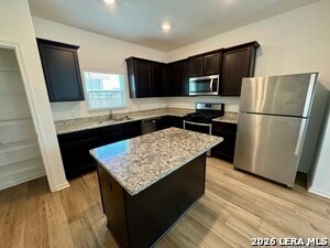 Foto del edificio - 10818 Emerick St