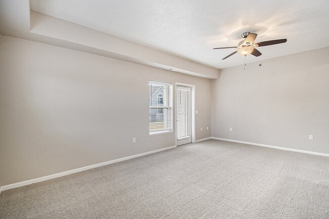 Building Photo - Lynbrook Apartments and Townhomes