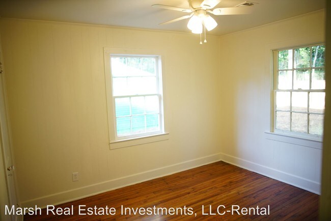 Building Photo - 2 br, 1 bath House - 1011 Auburn Street