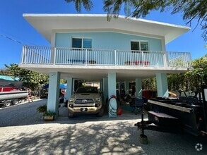 Building Photo - 95401 Overseas Hwy