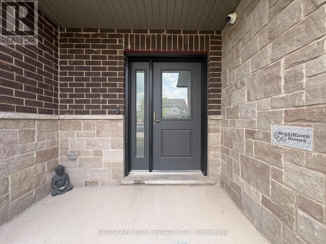 Building Photo - 117 Stephenson Way