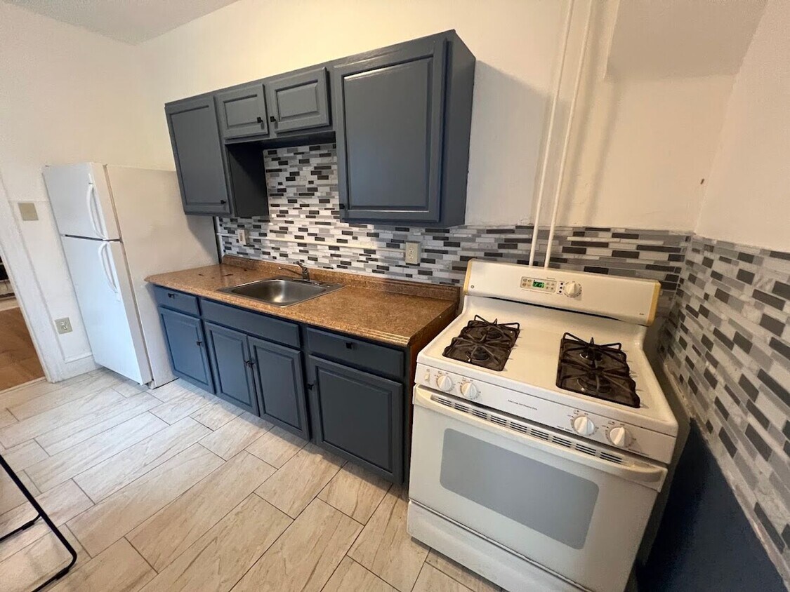 Foto principal - Newly Updated 3 Bedroom Home