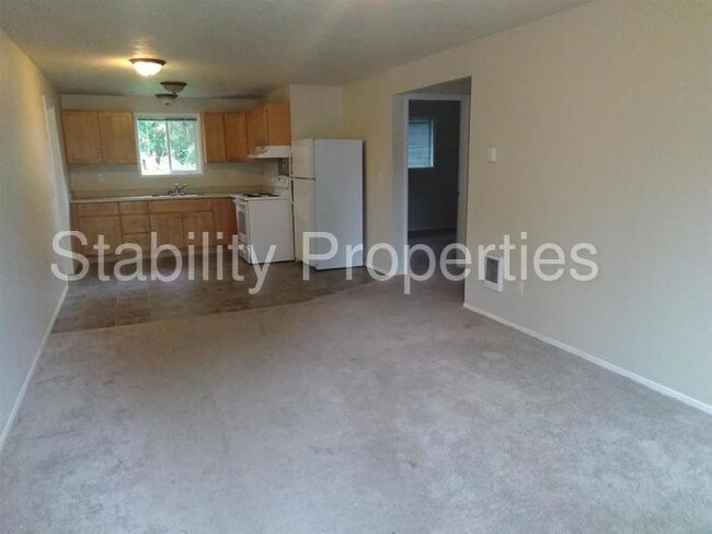 Foto del edificio - 2505 Mitchell Ave NE