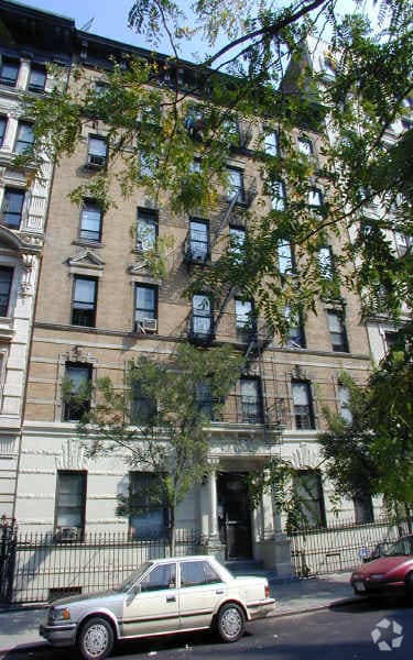 Building Photo - 249 W 109th St