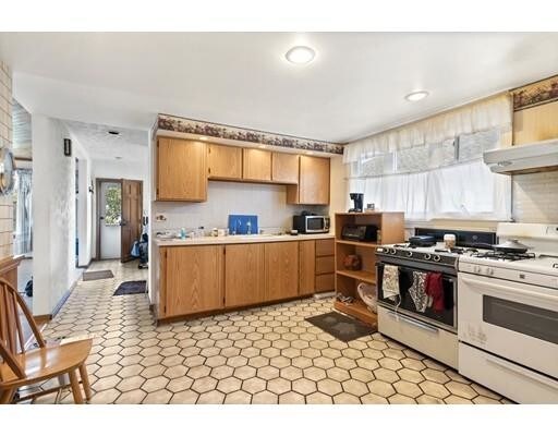 Building Photo - 11 Edith St