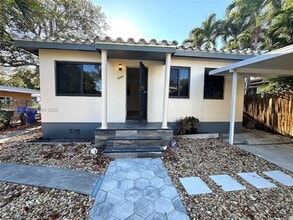 Building Photo - 5530 NW Miami Ct