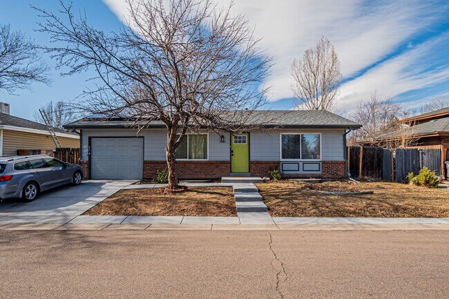 2BD, 1BA Apartment for Lease in Lafayette - 2BD, 1BA Apartment for Lease in Lafayette