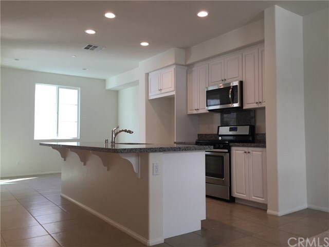 Building Photo - 141 Eureka Pl