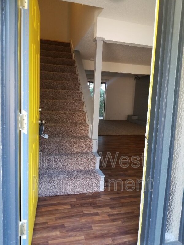 Foto del edificio - 1104 NE Minnehaha St