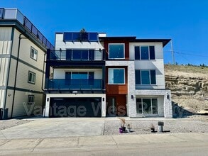 Building Photo - 3608 Silver Wy