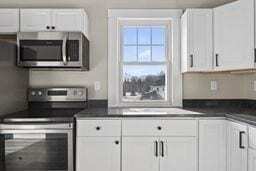 Building Photo - 946 N Main St