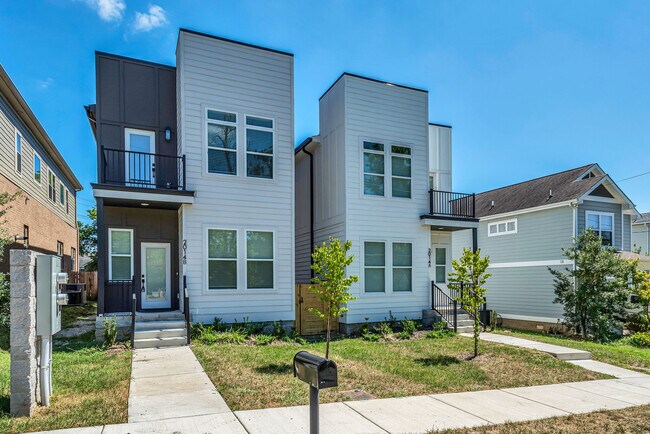 2014 14th Ave N, Nashville, TN 37208 - House Rental in Nashville, TN ...