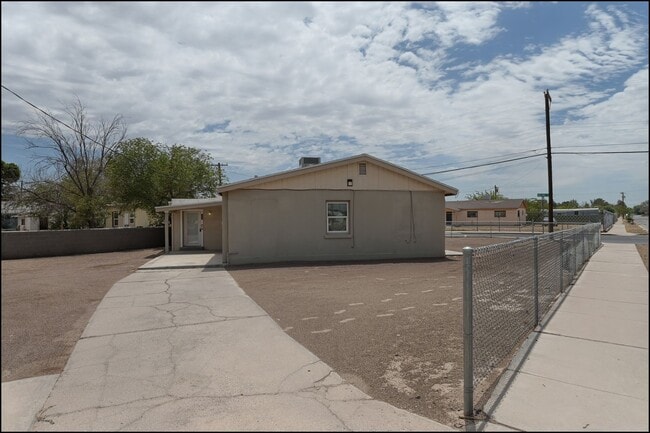 Foto del edificio - Available now!