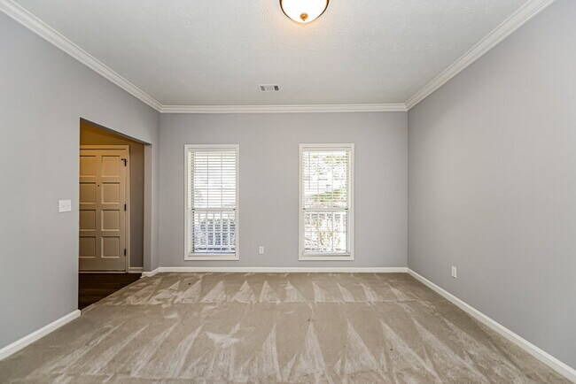 Building Photo - 1920 Stone Forest Dr