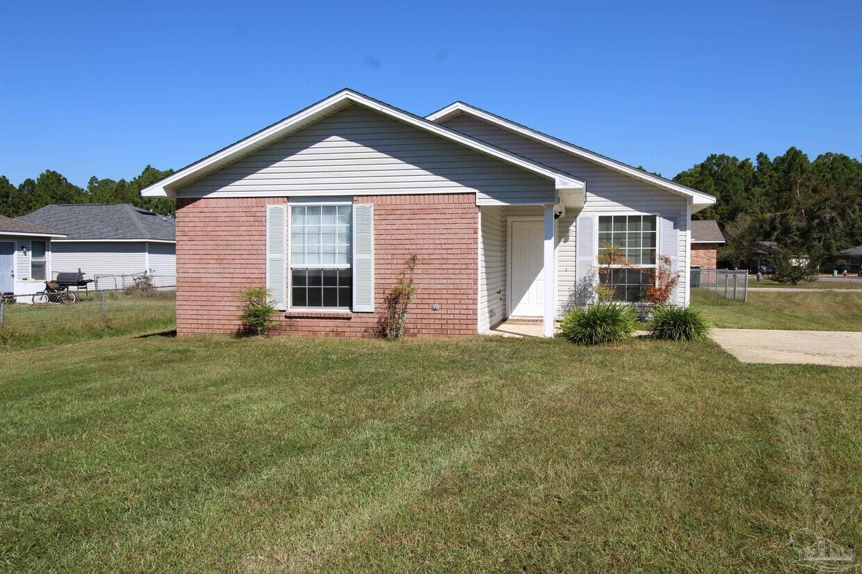 Primary Photo - 485 Bay Pine Villas Dr
